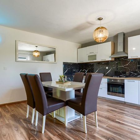 Villa Luka Donje Rastane Eksteriør billede
